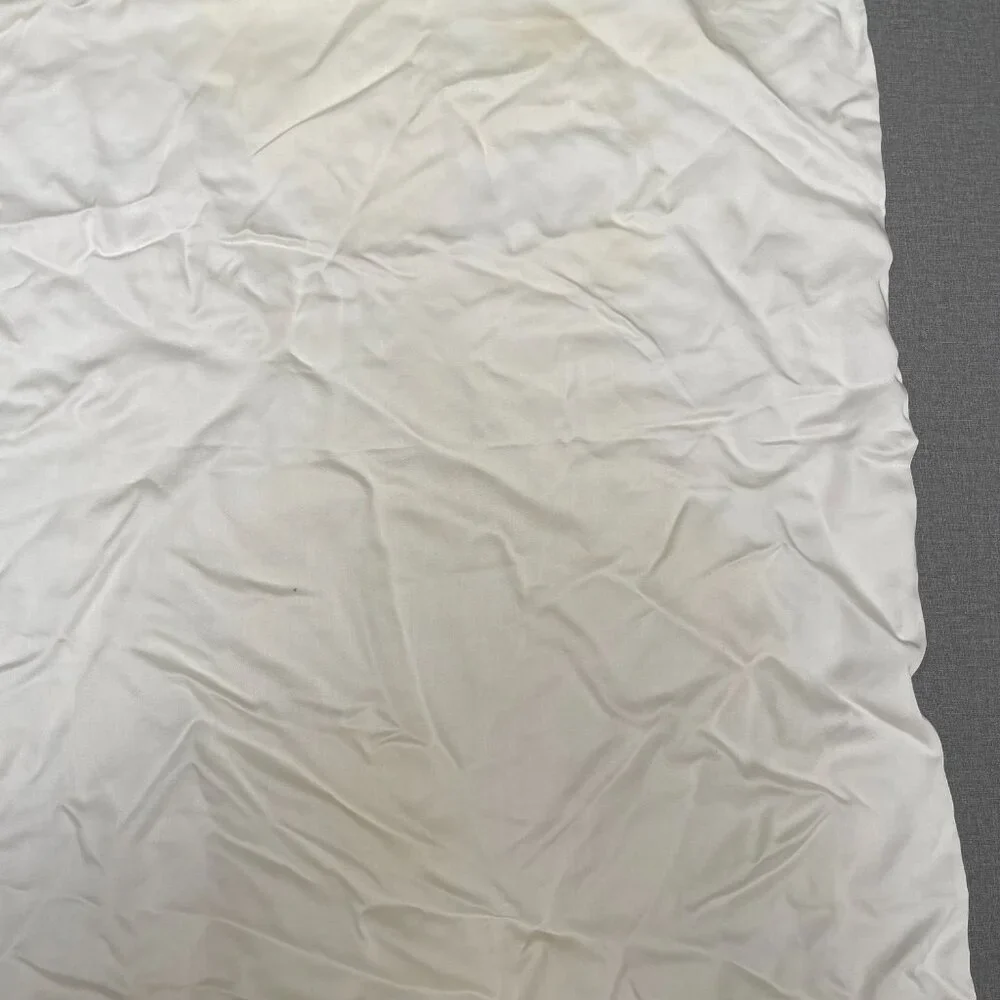 set of two silk like white extra longer pillow case 19.5